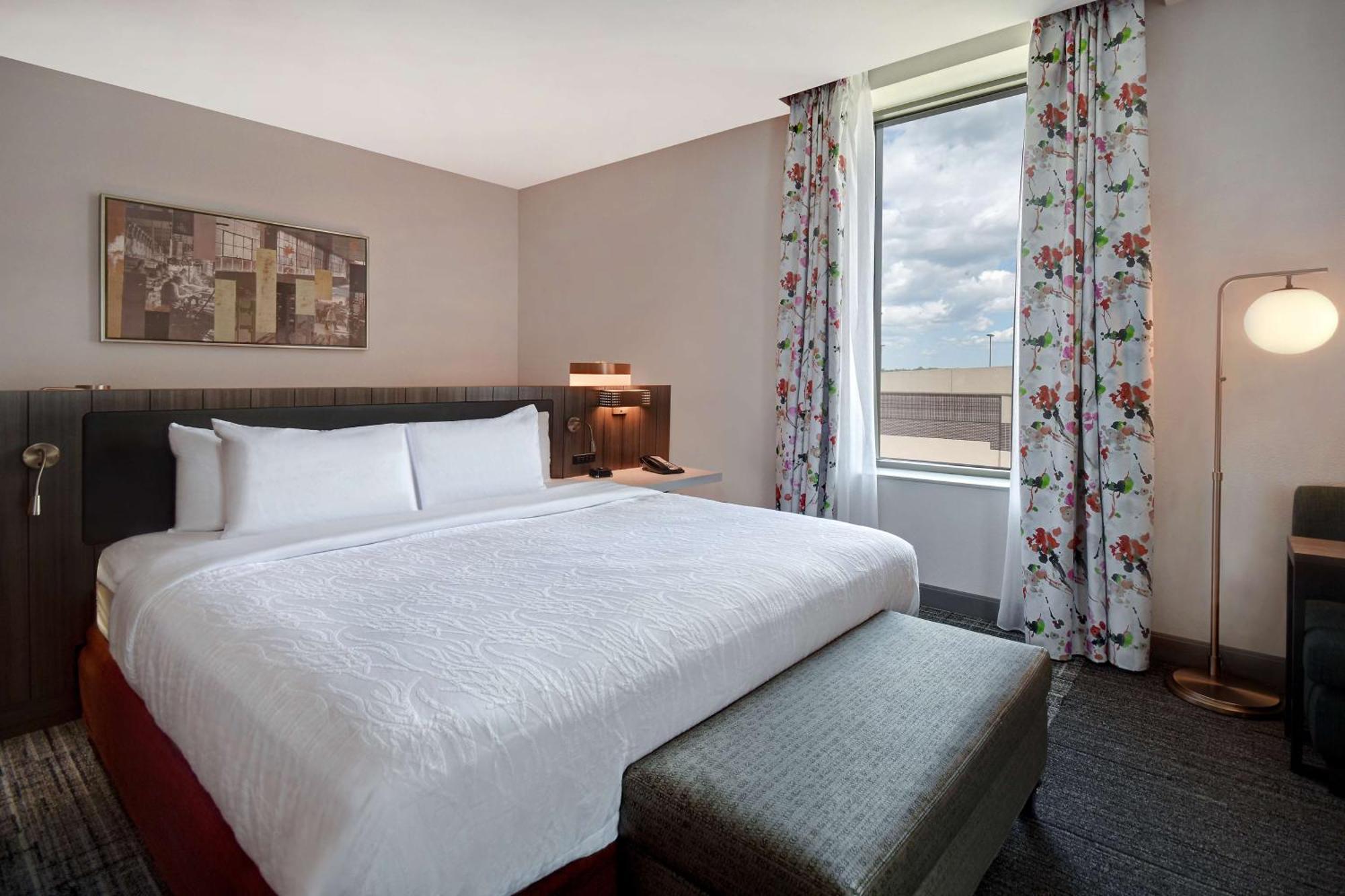 Hilton Garden Inn Kalamazoo Downtown Εξωτερικό φωτογραφία