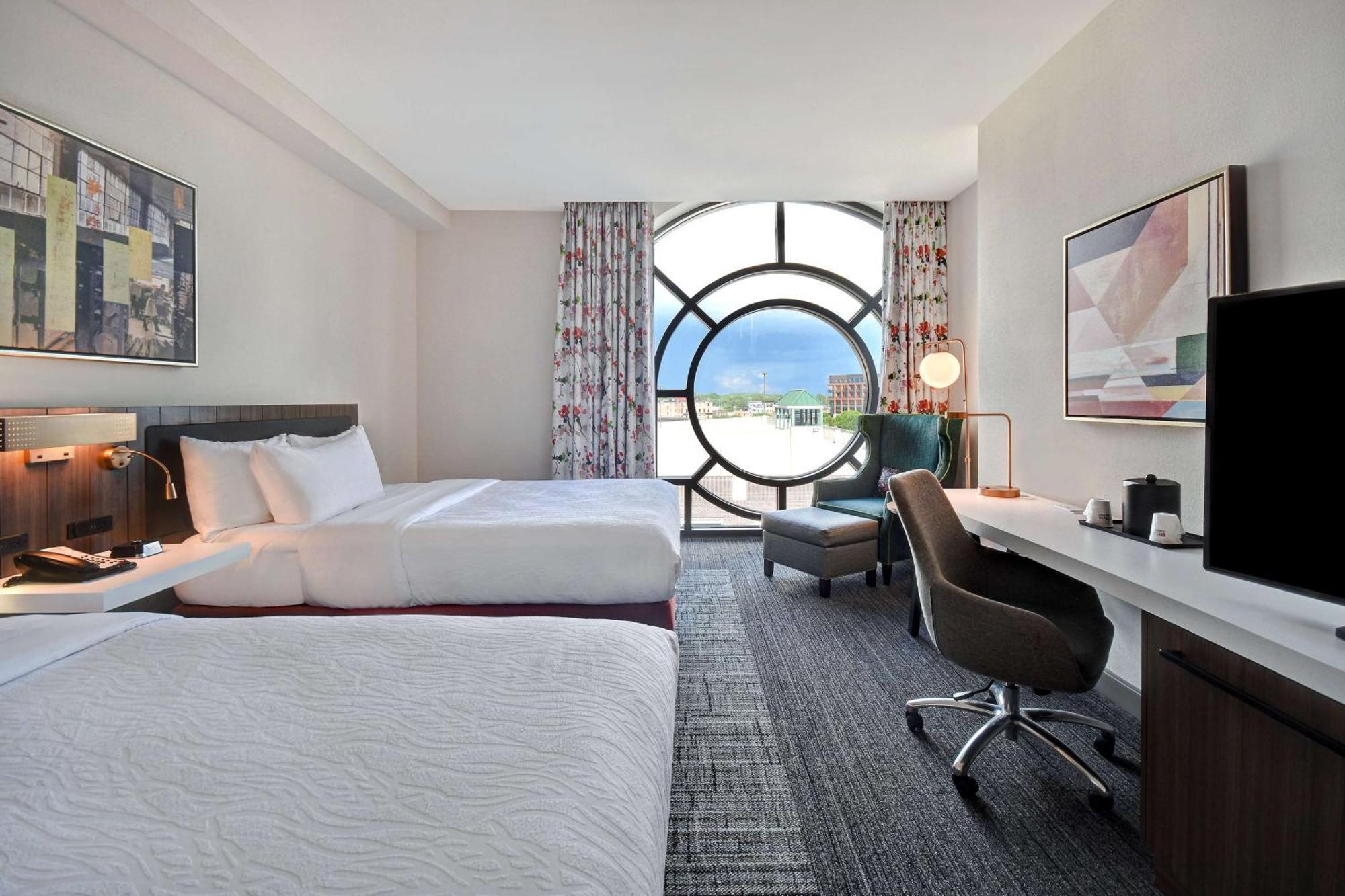 Hilton Garden Inn Kalamazoo Downtown Εξωτερικό φωτογραφία